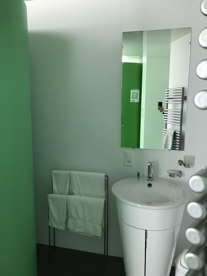 Chromotel Self Check-In Mezzovico Exterior foto